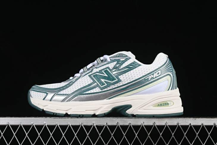 Picture of New Balance 740 _SKUfw18028672568386466fw